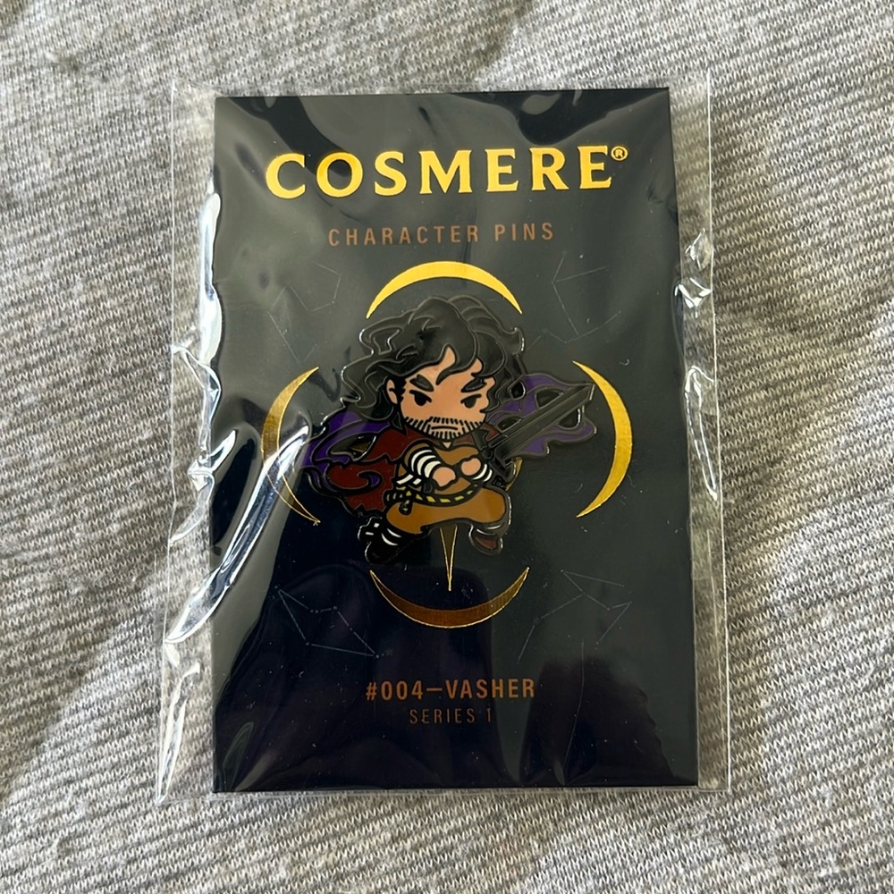 #004 Vasher Pin NWT - Brandon Sanderson Dragonsteel Series 1 Books Character